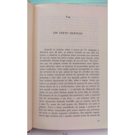 Livia ou Enterrada Viva, Lawrence Durrell, Capa Dura de Luxo, Editora Abril