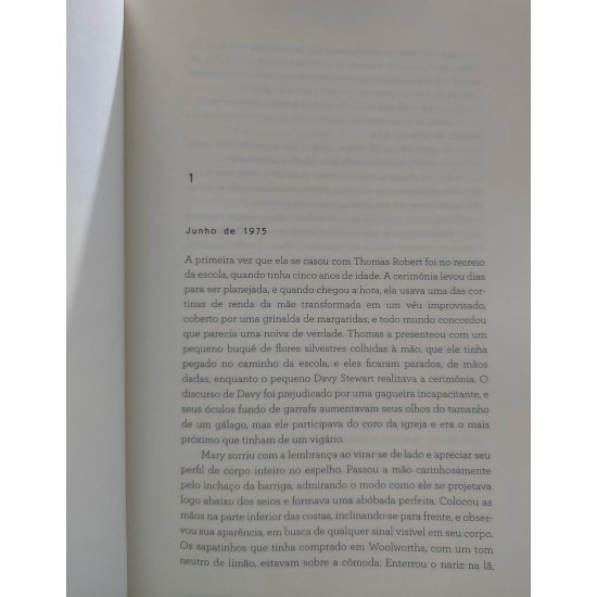 Os Segredos que Nos Cercam, Kathryn Hughes